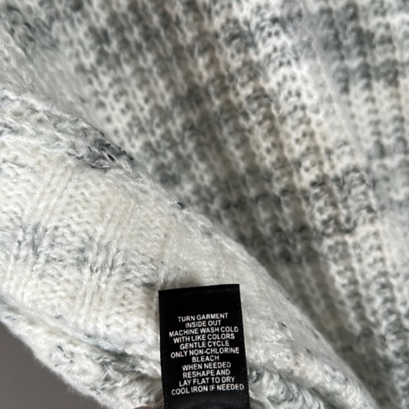 Torrid White & Grey Knit Cocoon Cardigan - Picture 10 of 10